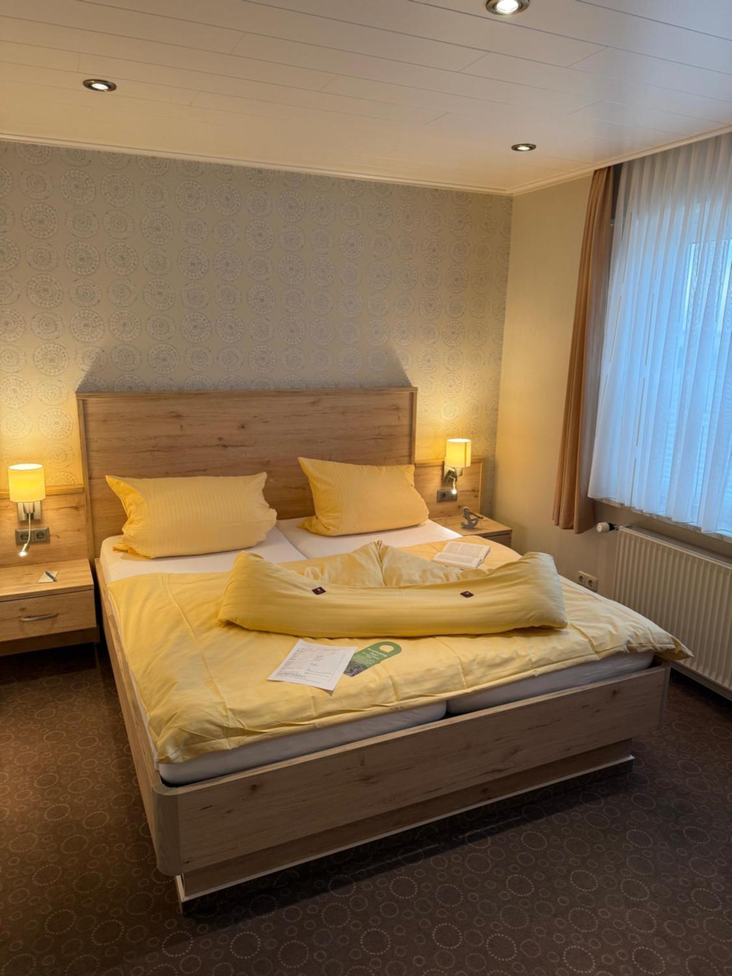 Hotel Peters Neuharlingersiel Dış mekan fotoğraf