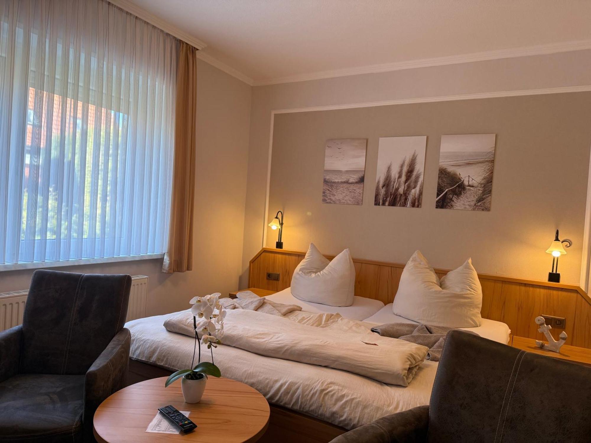 Hotel Peters Neuharlingersiel Dış mekan fotoğraf
